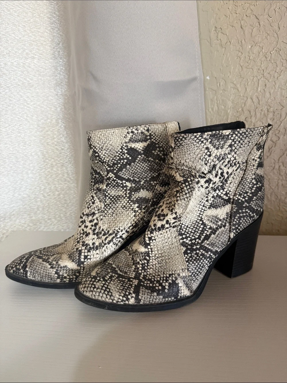Qupid Black & White Snake-Print Ankle Boots